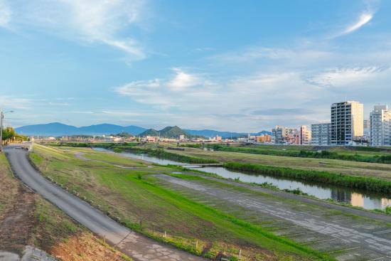 遠賀川　ぼた山04