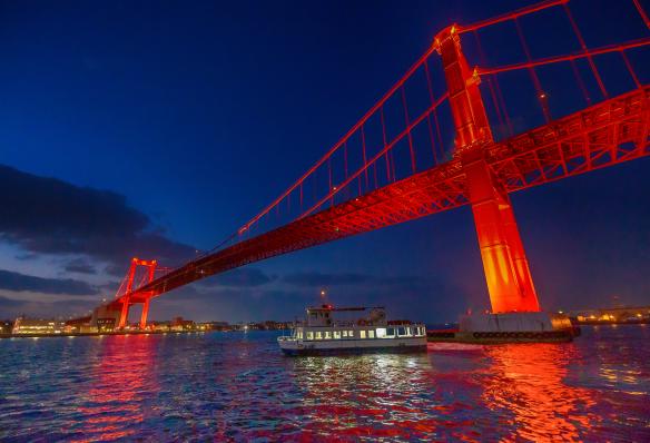 Wakato Bridge and Pon Pon Boat02