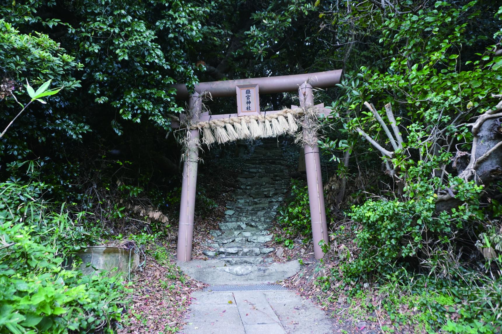 嶽宮神社（たけのみやじんじゃ）