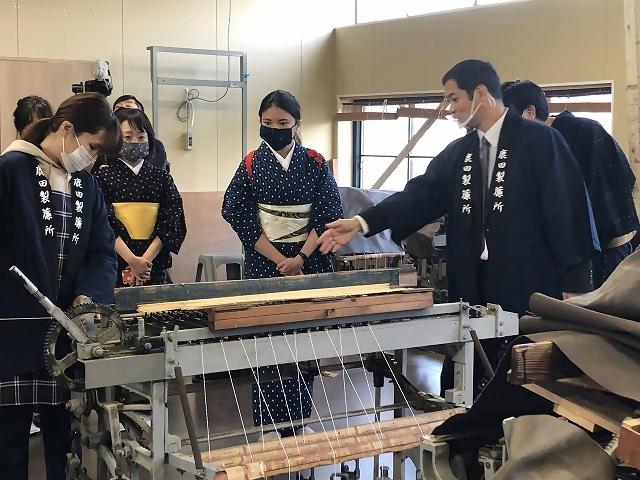 鹿田産業八女すだれ編み体験