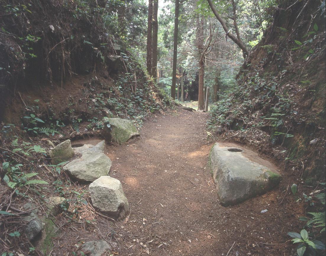 ＜筑紫野市での楽しみ方②＞古代からの歴史・文化を学べる史跡がたくさん-2