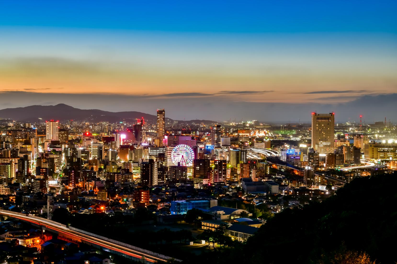 ＜北九州市での楽しみ方➀＞多彩な夜景が楽しめる「日本新三大夜景都市」の夜を満喫-2