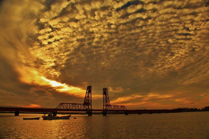 ＜大川市での楽しみ方➀＞筑後川にかかる日本最古の橋と幻想的な夕景を堪能-1