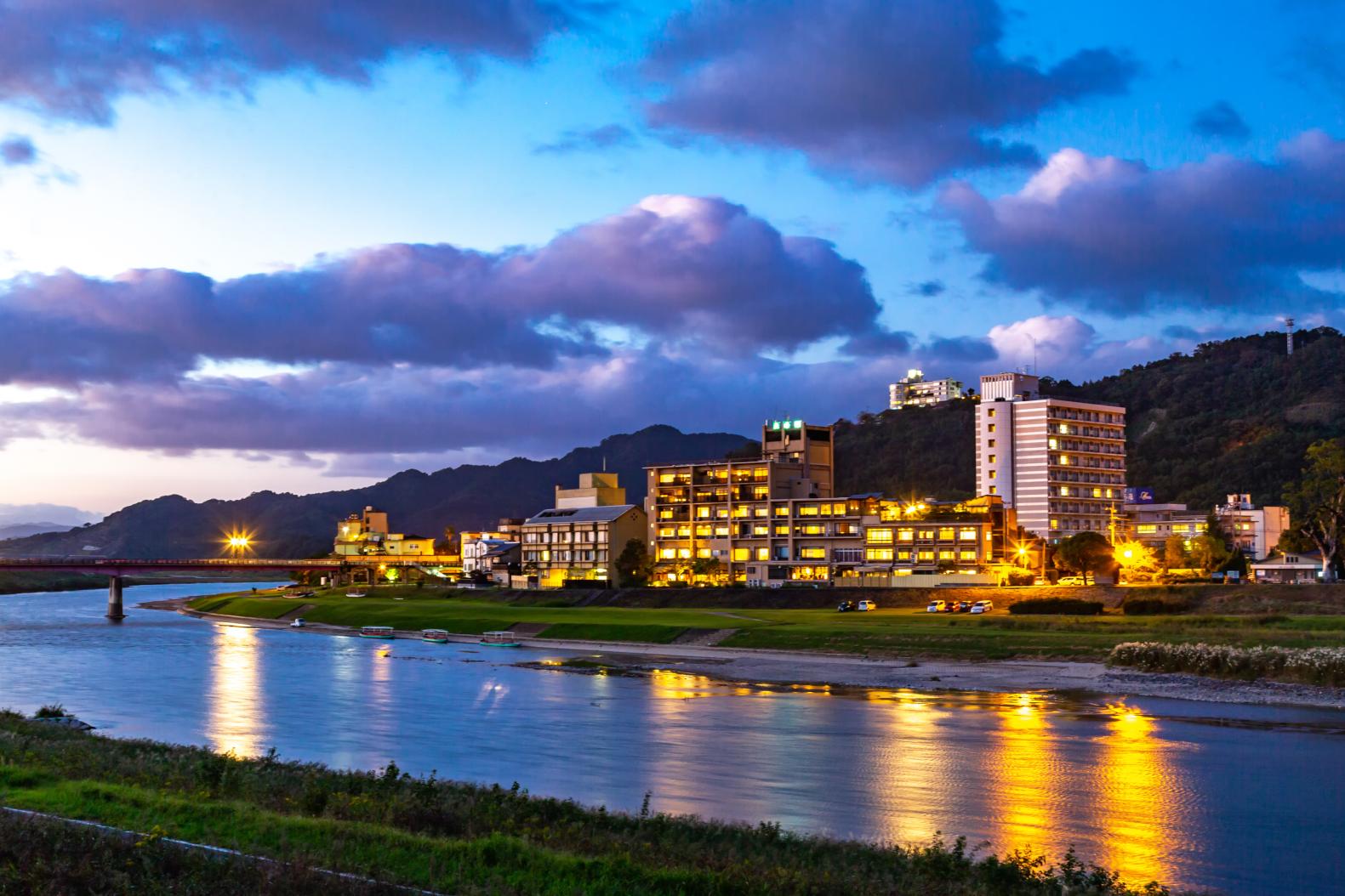 ＜朝倉市での楽しみ方②＞筑後川のほとりの温泉郷でダブル美肌の湯を堪能！-1