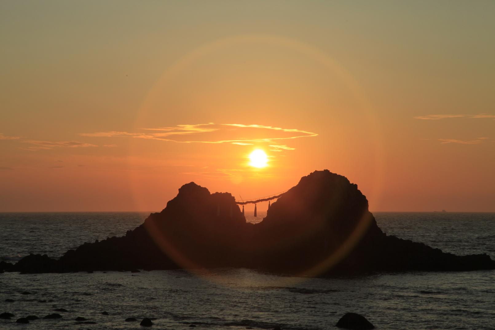 ＜糸島市での楽しみ方➀＞フォトジェニック！青く美しい海沿いを走る絶景ドライブ-5