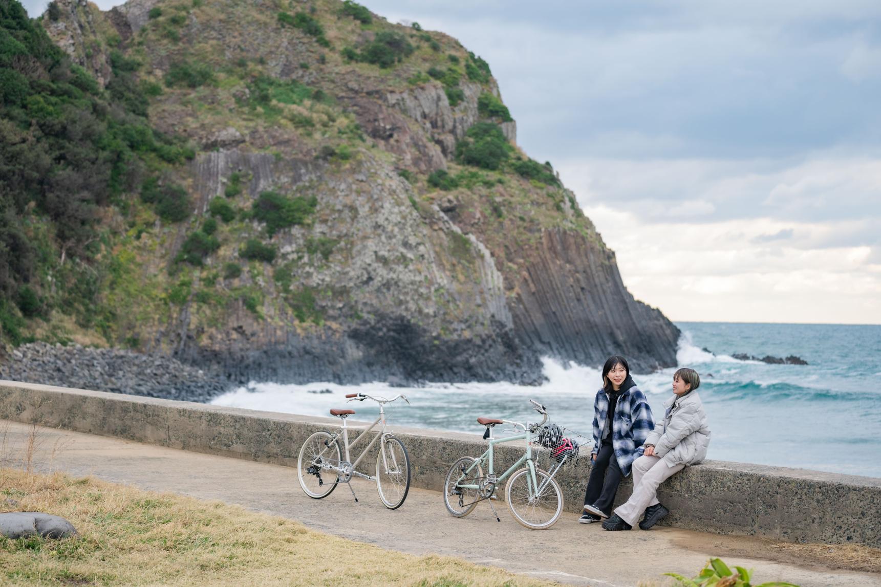 ＜糸島市での楽しみ方➀＞フォトジェニック！青く美しい海沿いを走る絶景ドライブ-3