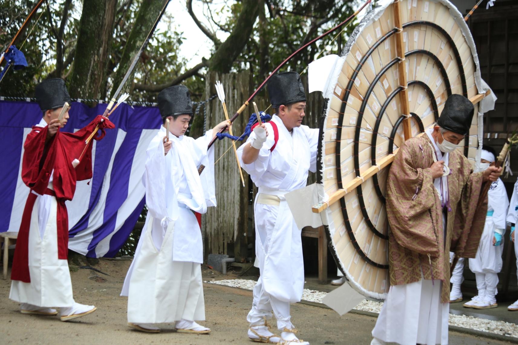 志賀海神社　歩射祭