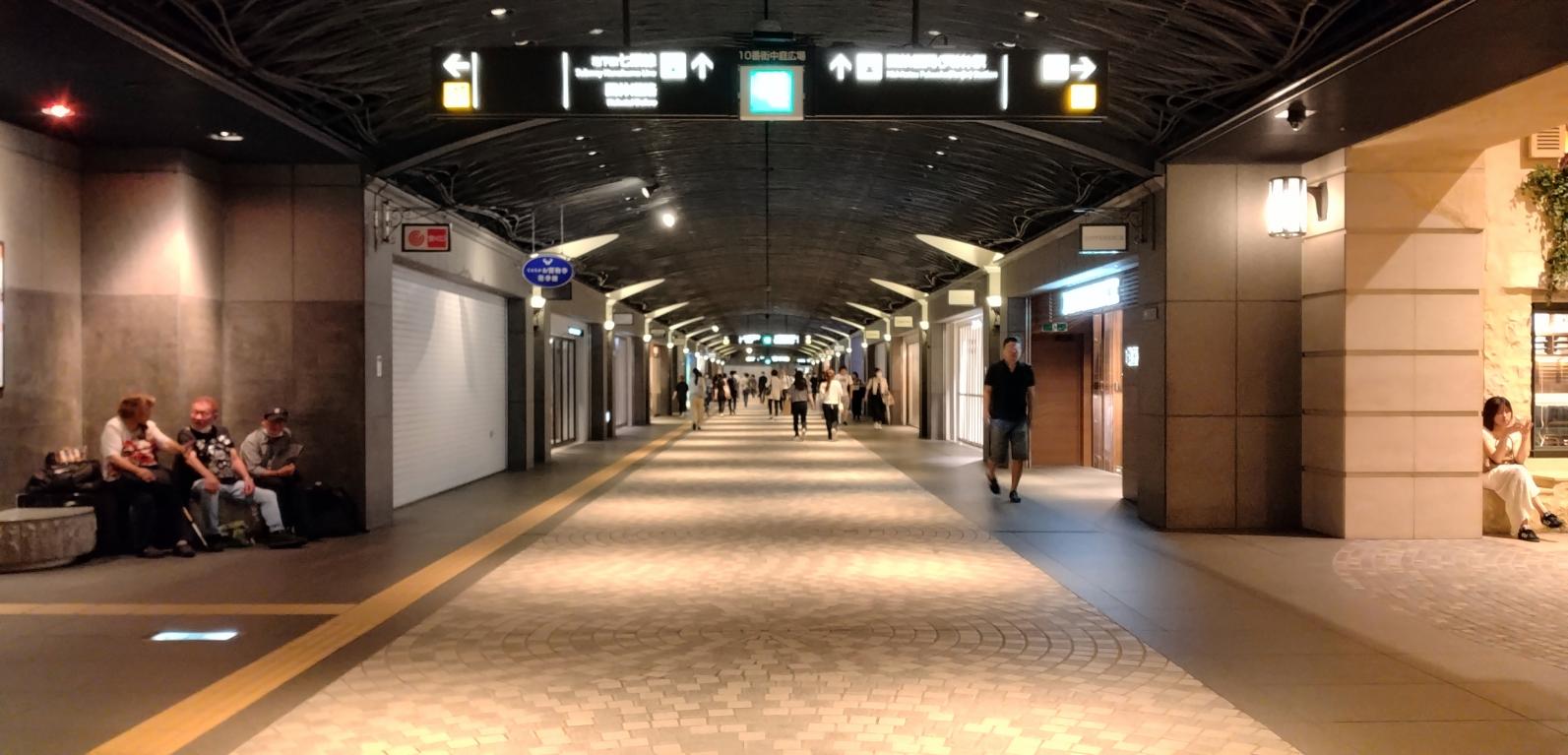 Tenjin Chikagai (Underground Shopping Mall)-5