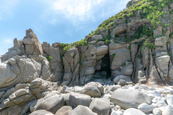 産の穴【糸島市姫島】-0