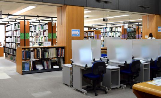 福岡県立図書館-3