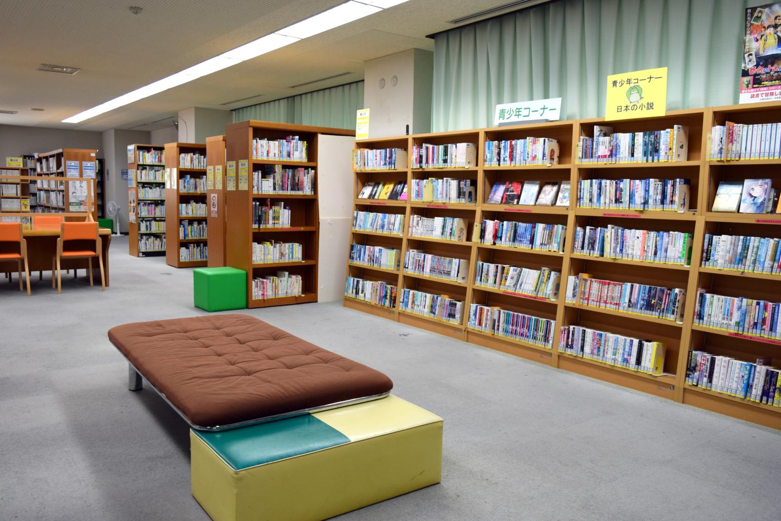 福岡県立図書館-4